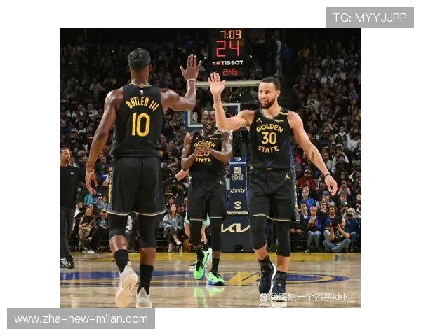 勇士半场战术调整使下半场更具统治力